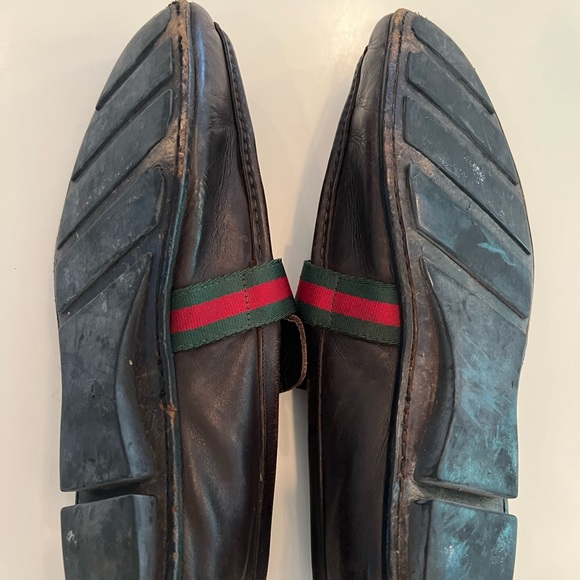 Gucci Brown Loafers with Red and Green Ribbon - Picture 2 of 2